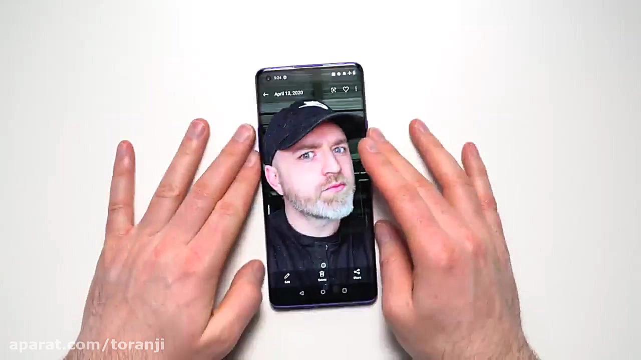 آنباکسینگ وان پلاس ۸ پرو