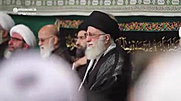 قیام مقام معظم رهبری برای امام...