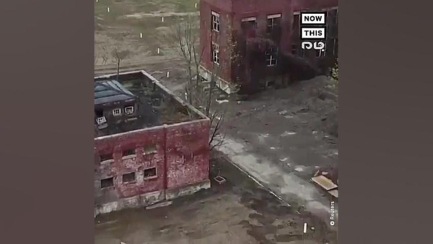 دفن دسته جمعی جان باختگان کرون...