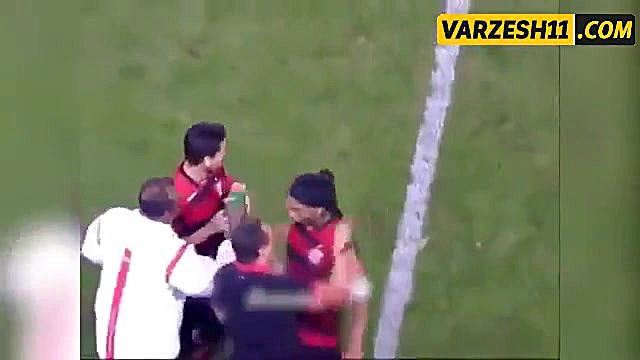 ضربات کاشته ای که از زیر پای م...