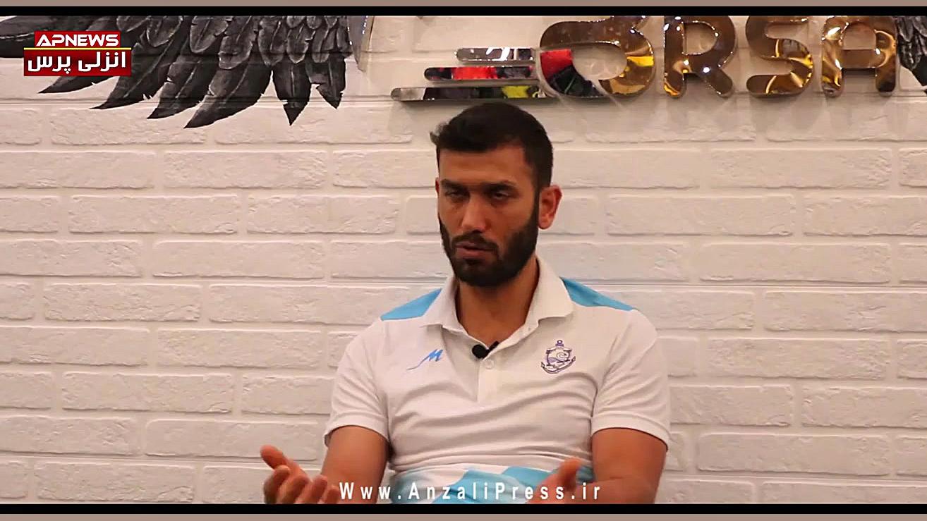 رد پای حسین هدایتی در شکست 6 0...