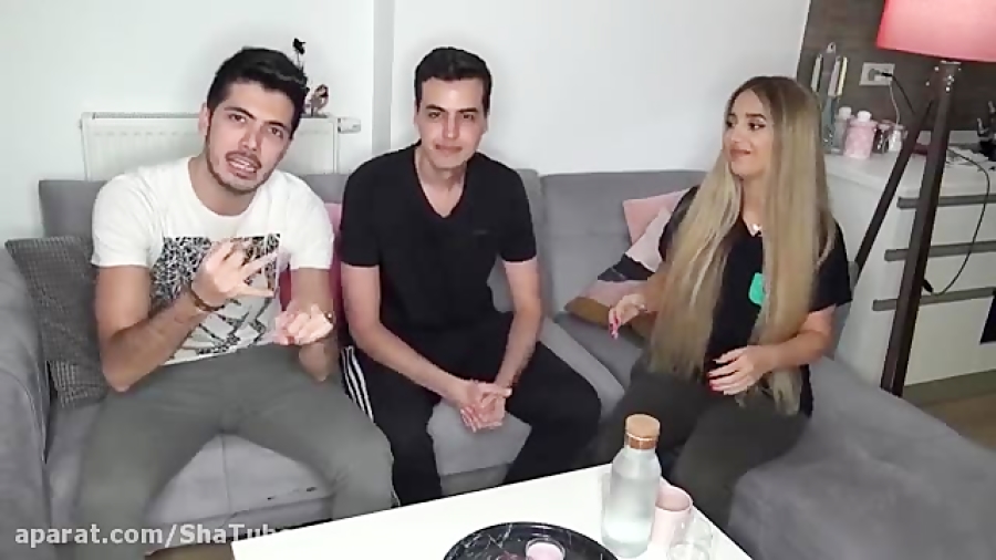 آریا کیوکسر ، تاکسیگرل ، فرشاد...