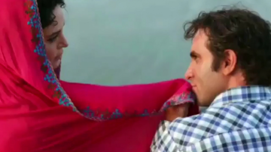 سکانس برتر  شبی که ماه کامل شد...