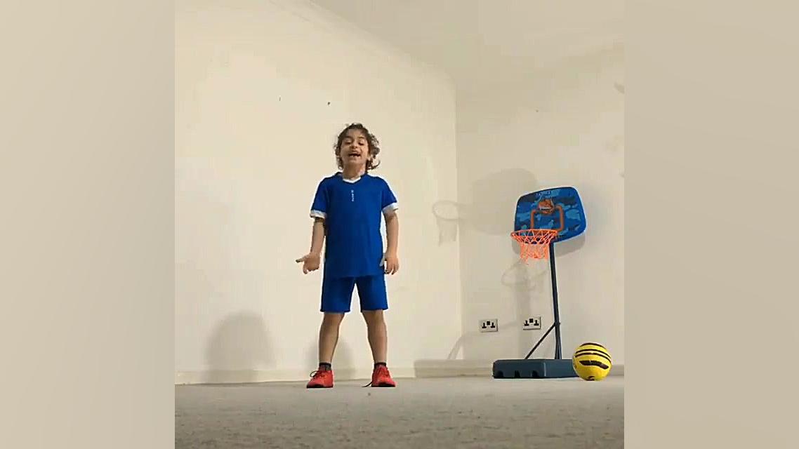 آرات حسینی اعجوبه ایرانی