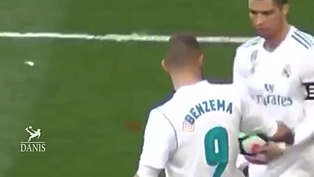 صحنه هایی از تکروی ها و پاس کا...