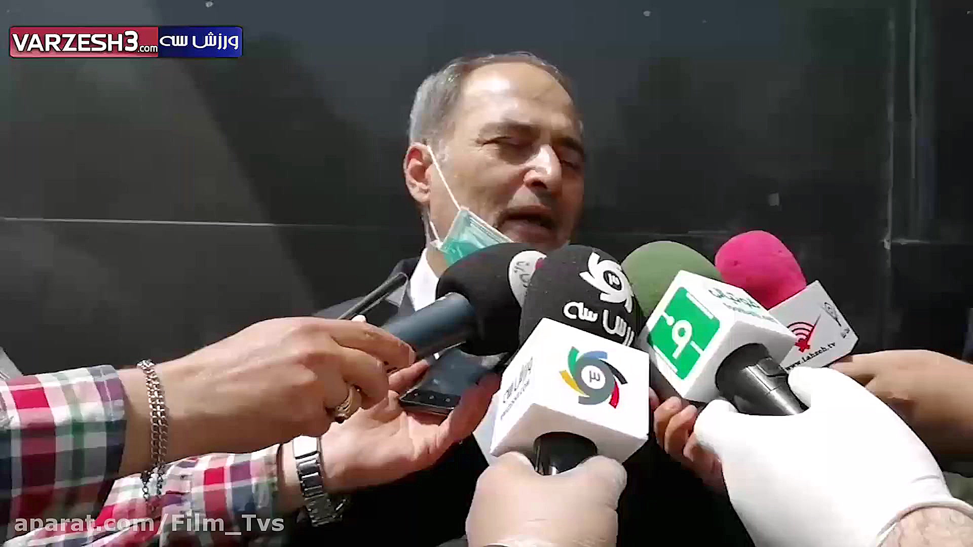 اسلامیان; تاج به زودی برمی گرد...