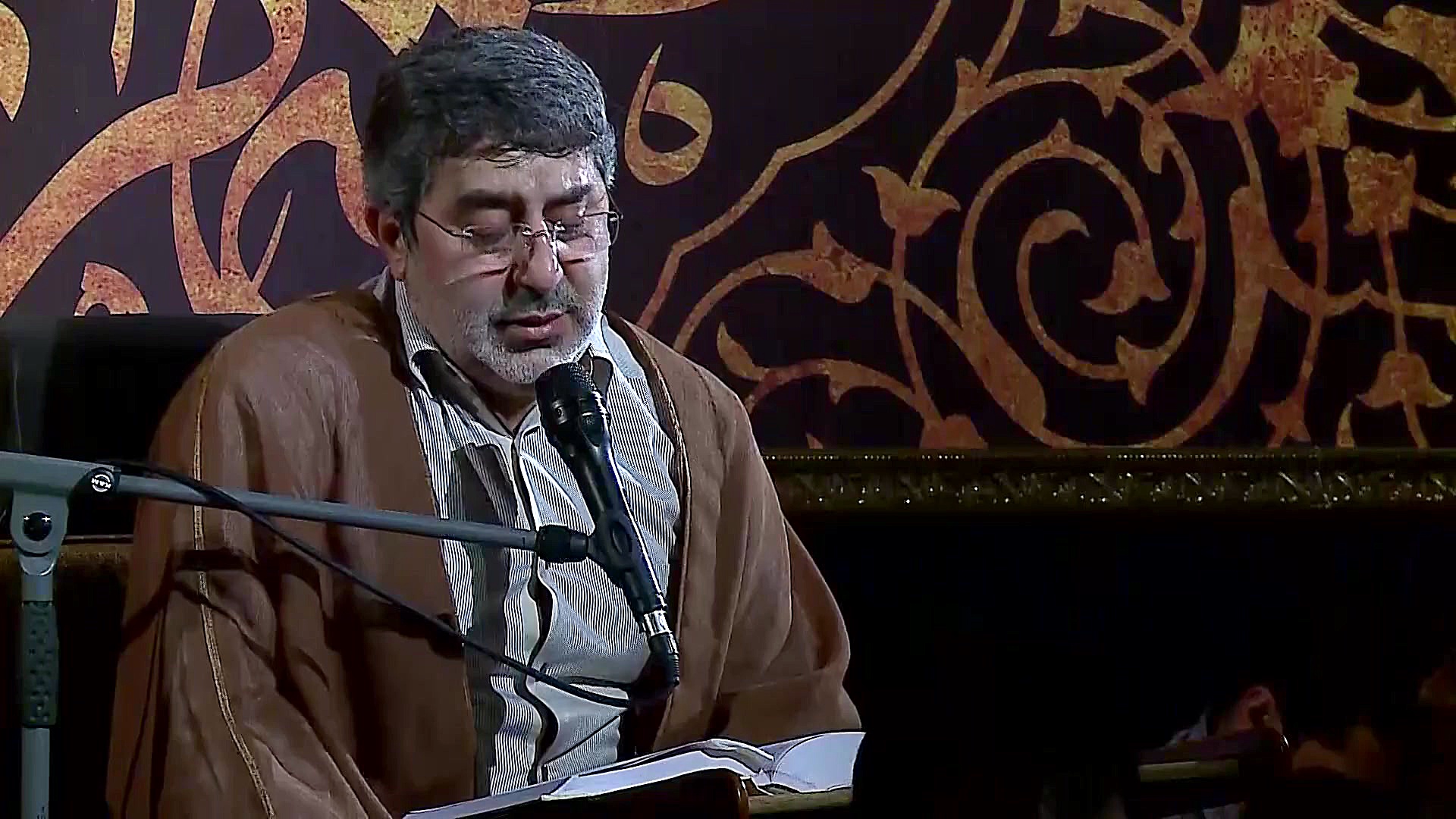 دعای افتتاح شب پنجم رمضان98 حا...