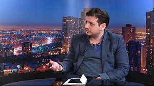 بخشی از مصاحبه استاد رائفی پور...