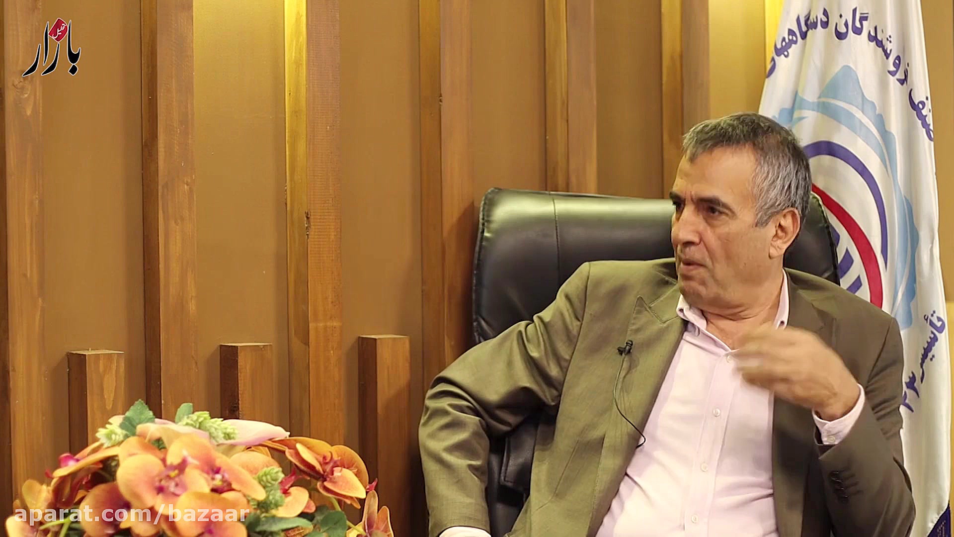 دولت، تجارت بلد نیست!