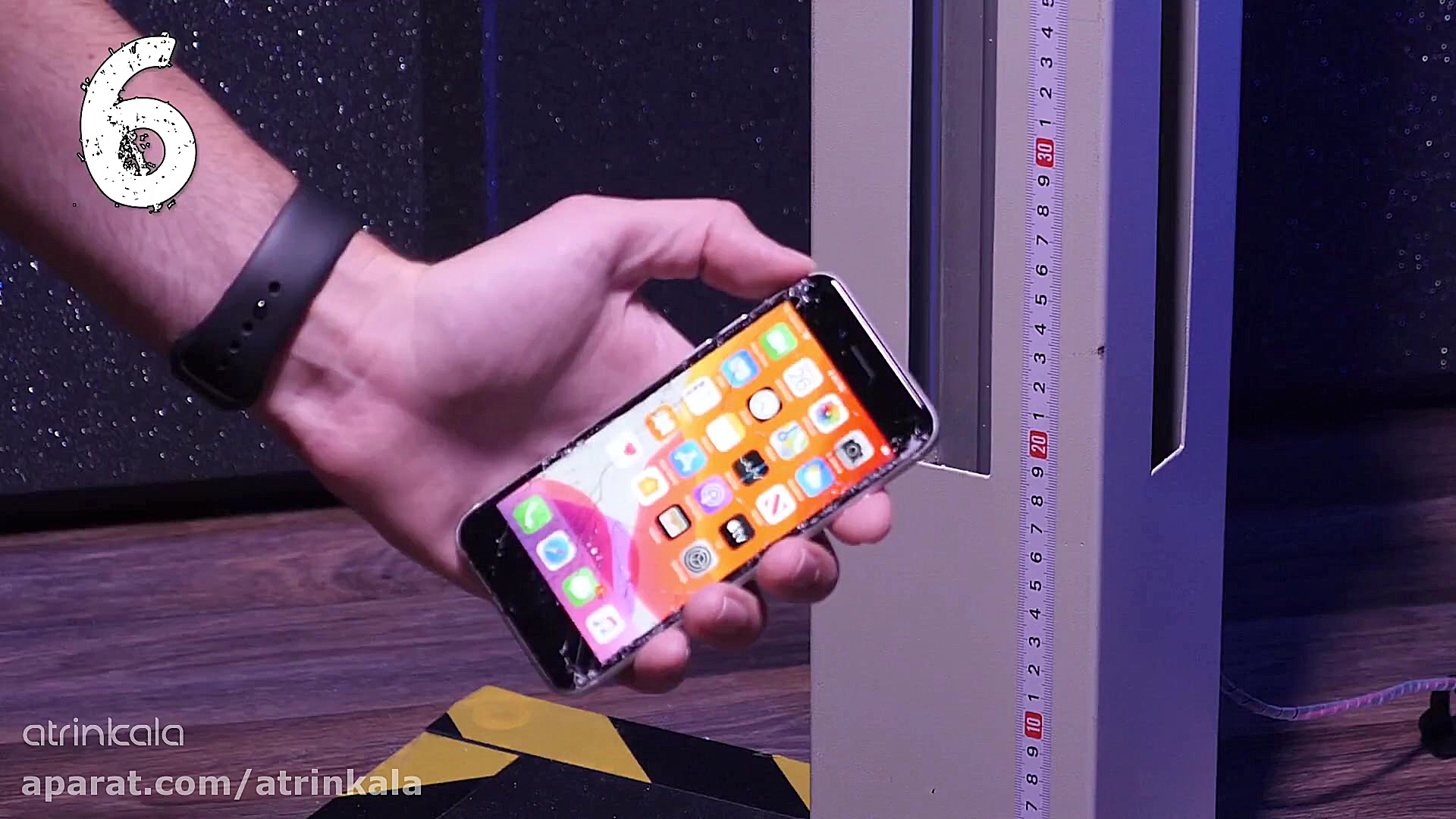 بررسی مقاومت گوشی های آیفون SE...