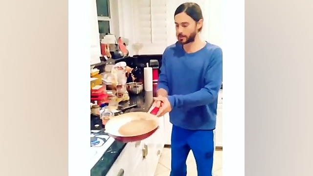 پنکیک درست کردن جرد لتو