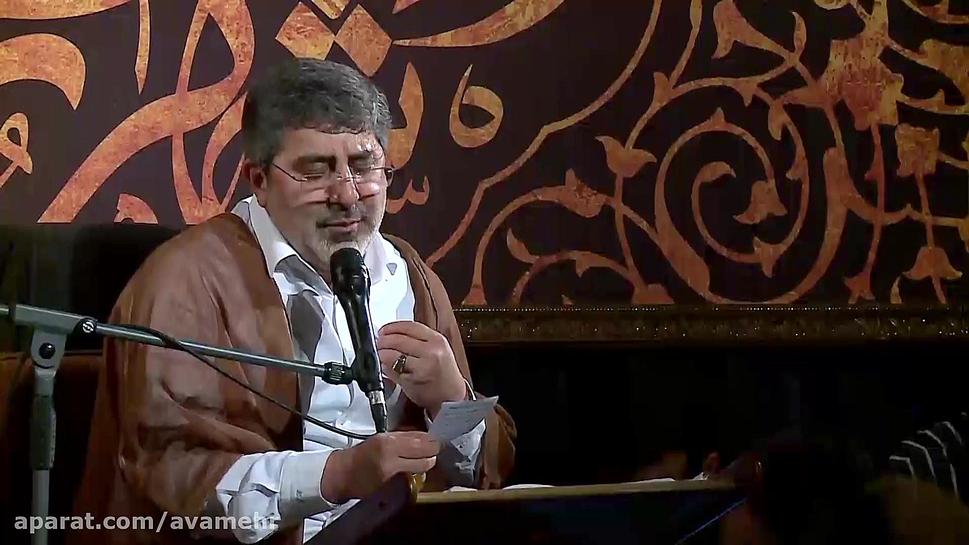 تو روزایی که نفس کشیدنم عبادته...