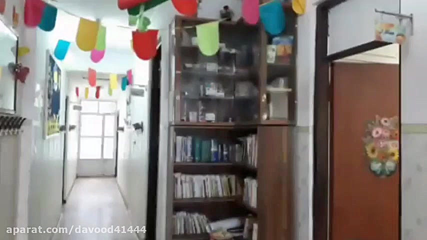 دختران گل باران اندیشه، مدرسه...