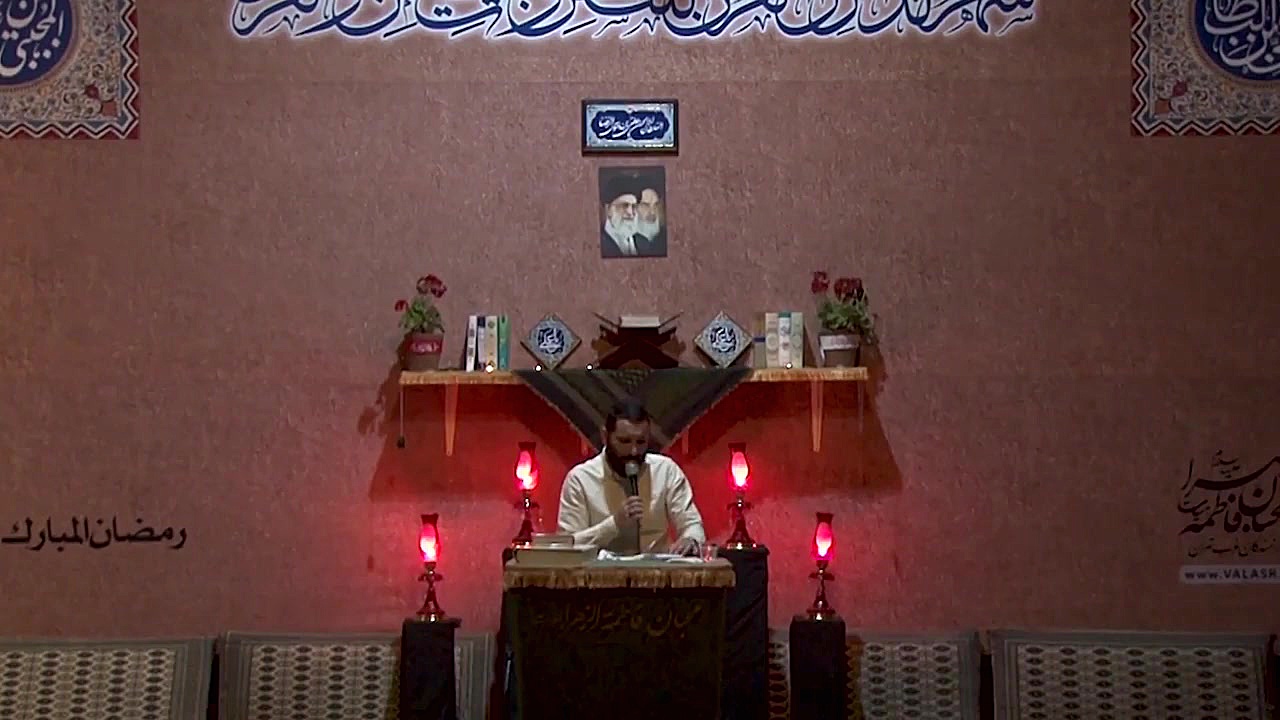 لالا لالا زیر نور خورشیدی زمین...