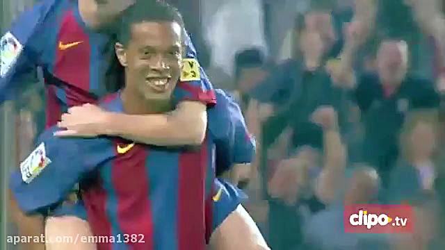 پنج پاس گل زیبا از رونالدینیو...