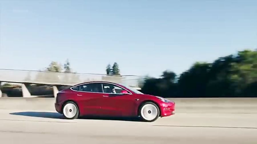 اپدیت جدید خودرو تسلا برای نگه...