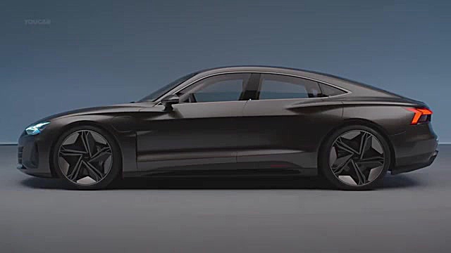 نگاهی به خودرو (AUDI e tron GT...