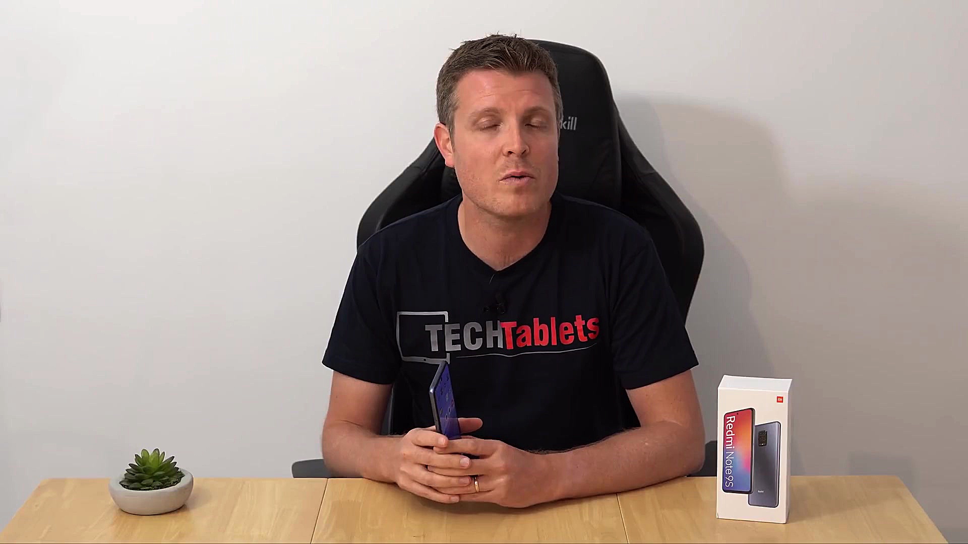 آنباکس و بررسی گوشی جدید شیائو...