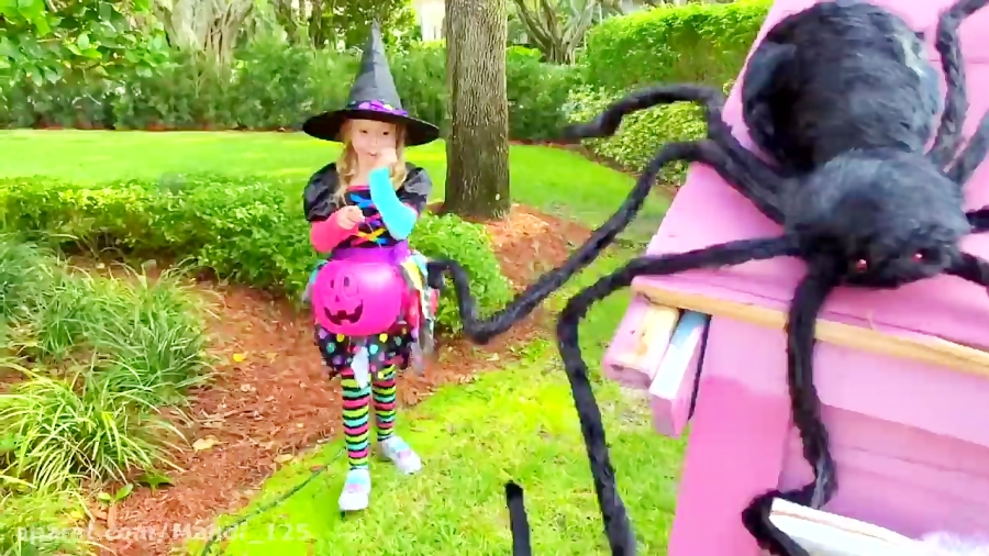 ماجراهای نانسی و استیسی : جادو...