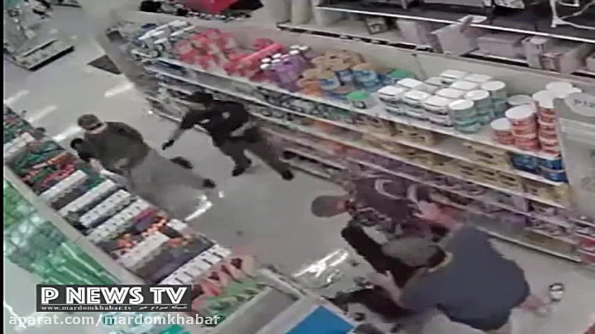 کالیفرنیا درگیری و بازداشت دو...