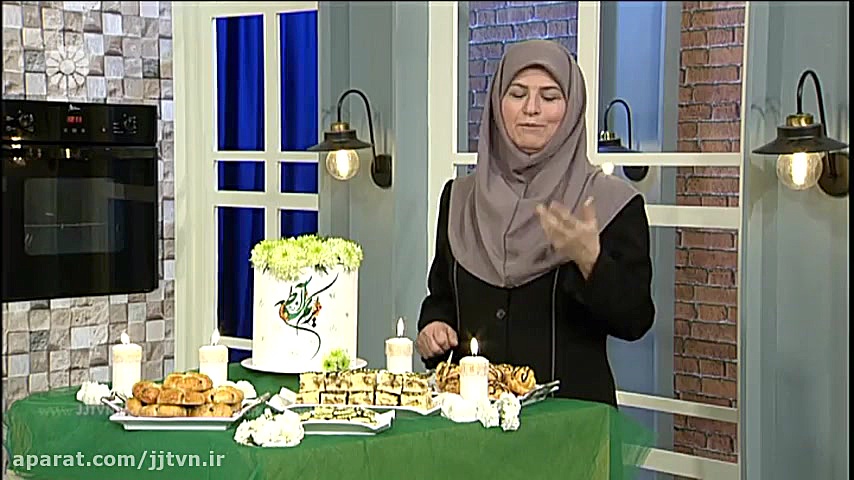 کلوچه خرمایی و شیرینی پسته عسل...