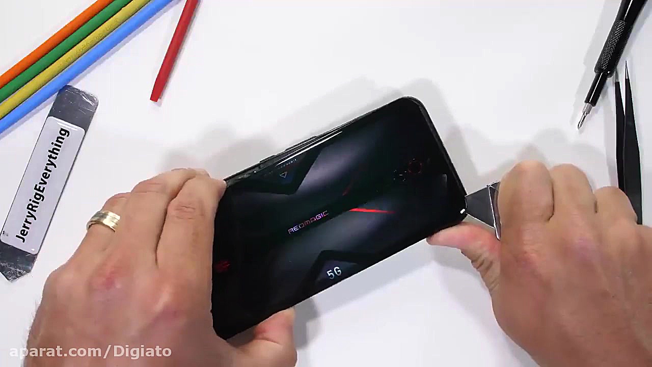 کالبدشکافی نوبیا رد مجیک 5G فن...