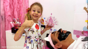 ناستیا آرایشگر می شود :: ماجرا...