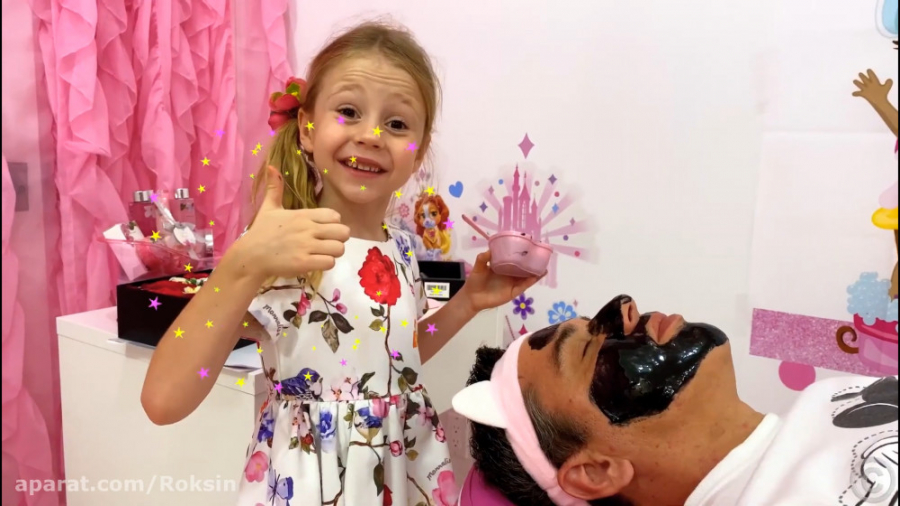 ناستیا آرایشگر می شود :: ماجرا...