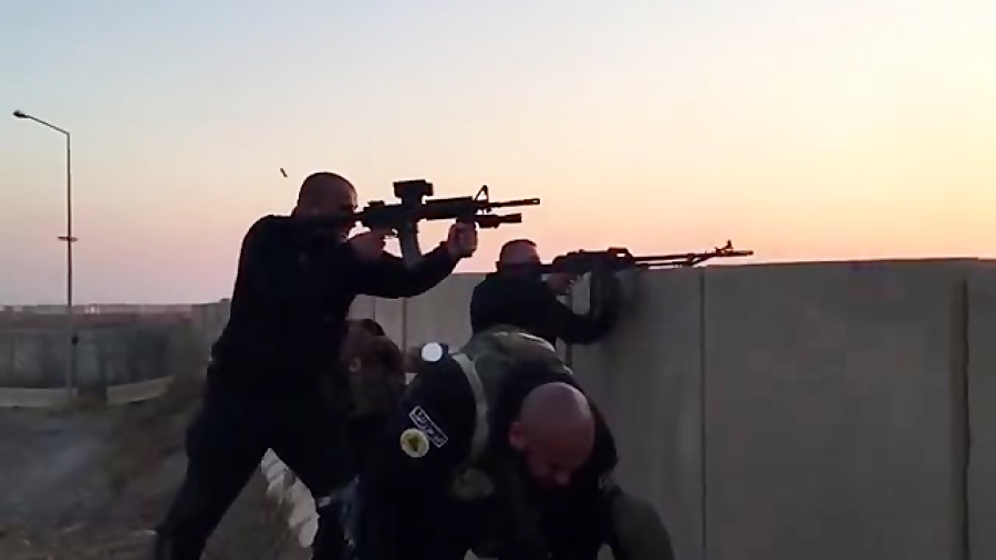 ابوعزرائیل در خط مقدم نبرد با...