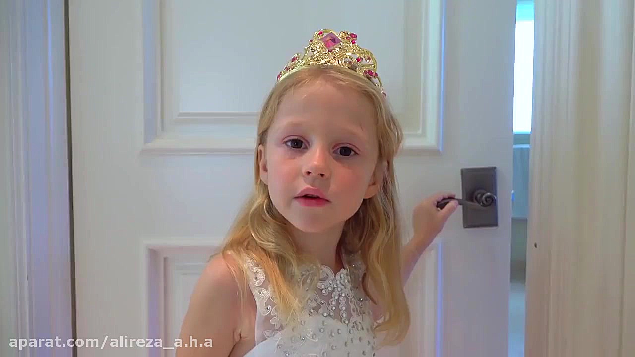 ماجراهای ناستیا و استیسی | باز...