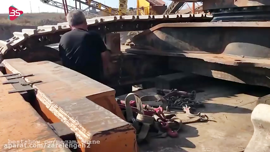 حمل و نقل سنگین بیل مکانیکی کت...