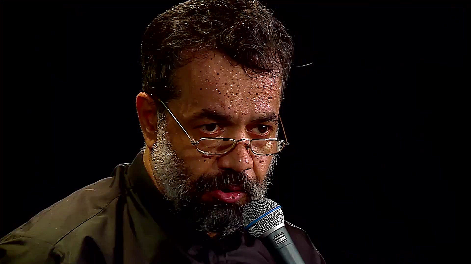 دارم دلی، اما چه دل، صدگونه حر...