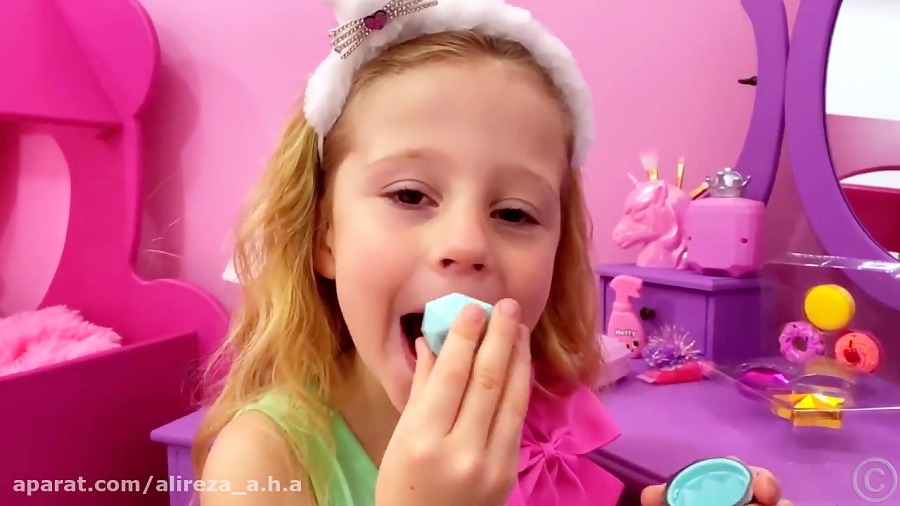 ماجراهای ناستیا و استیسی | باز...