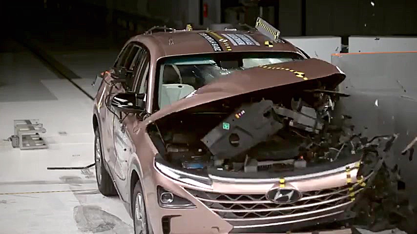 تست تصادف خودروی هیدروژنی 2019...