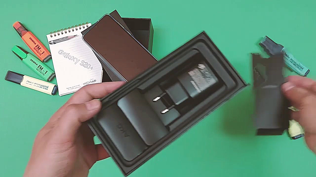 جعبه گشایی سامسونگ S20 Plus