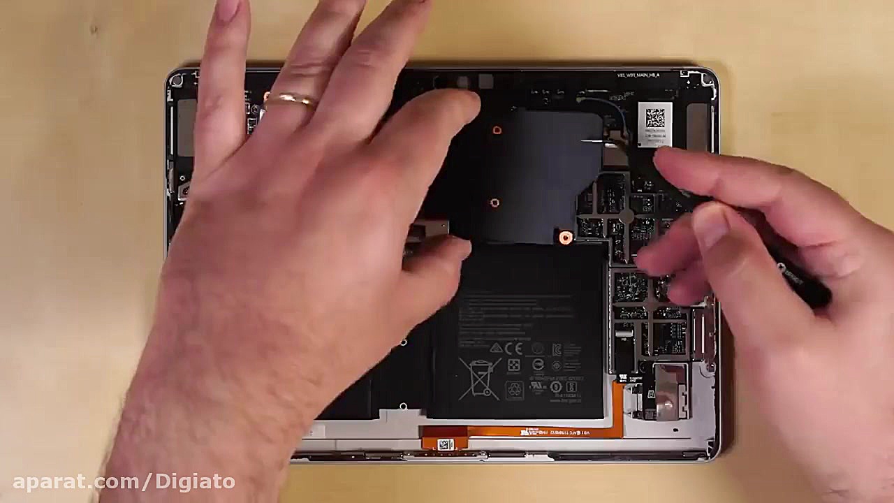 کالبدشکافی سرفیس گو ۲ مایکروسا...