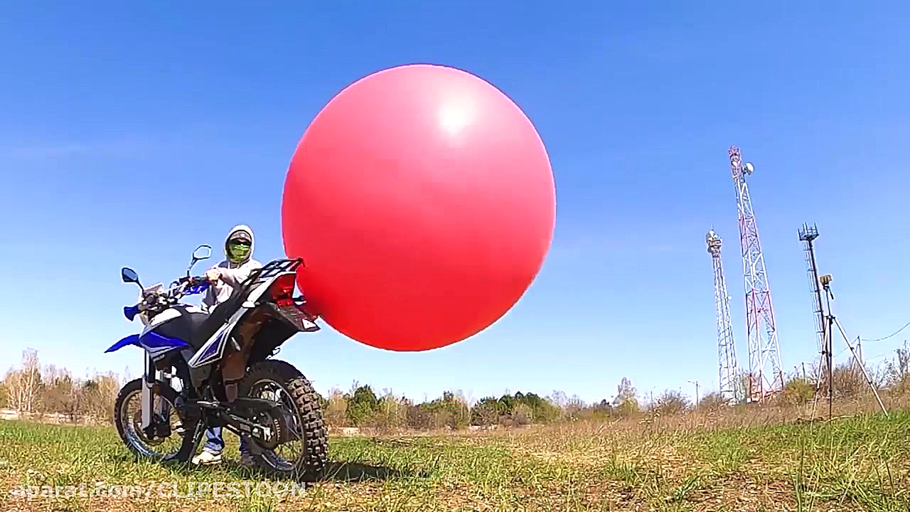 باد کردن بادکنک بزرگ با موتور...