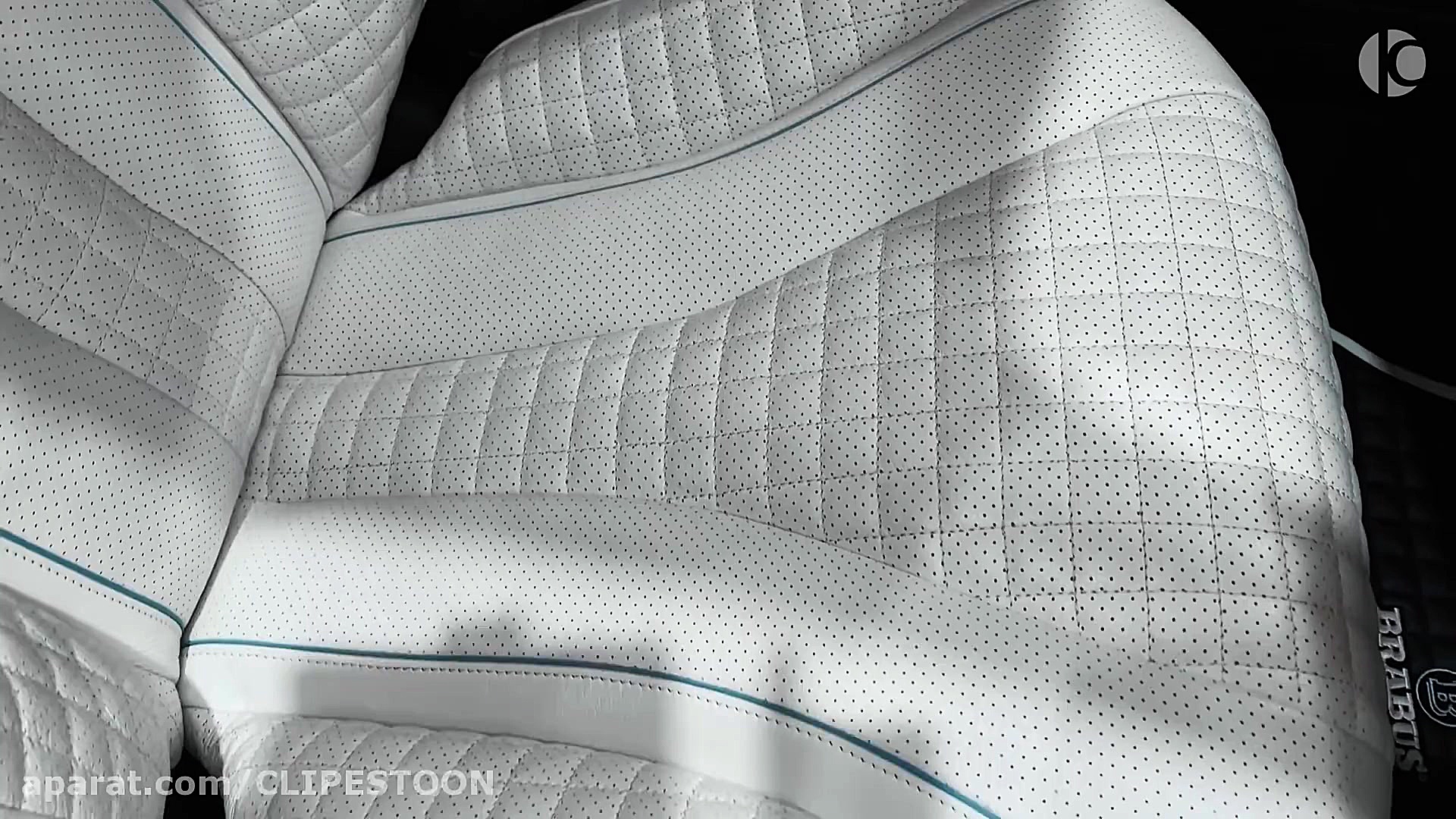 مرسدس بنز بارباس900