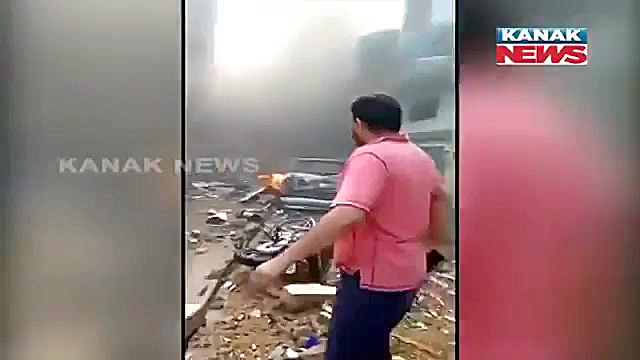 سقوط هواپیمای مسافربری در کراچ...