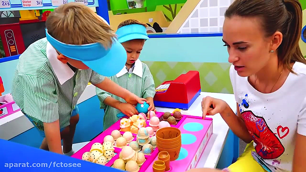 ولاد و نیکیتا | ولاد و مادر در...