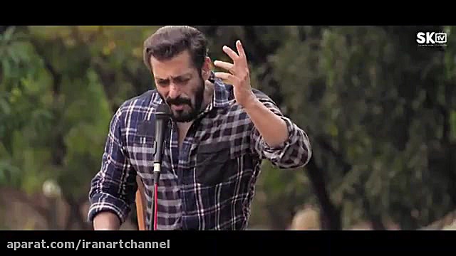 آواز خواندن سلمان خان به مناسب...