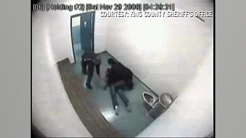 ضرب و شتم فوق وحشیانه یک زن در...