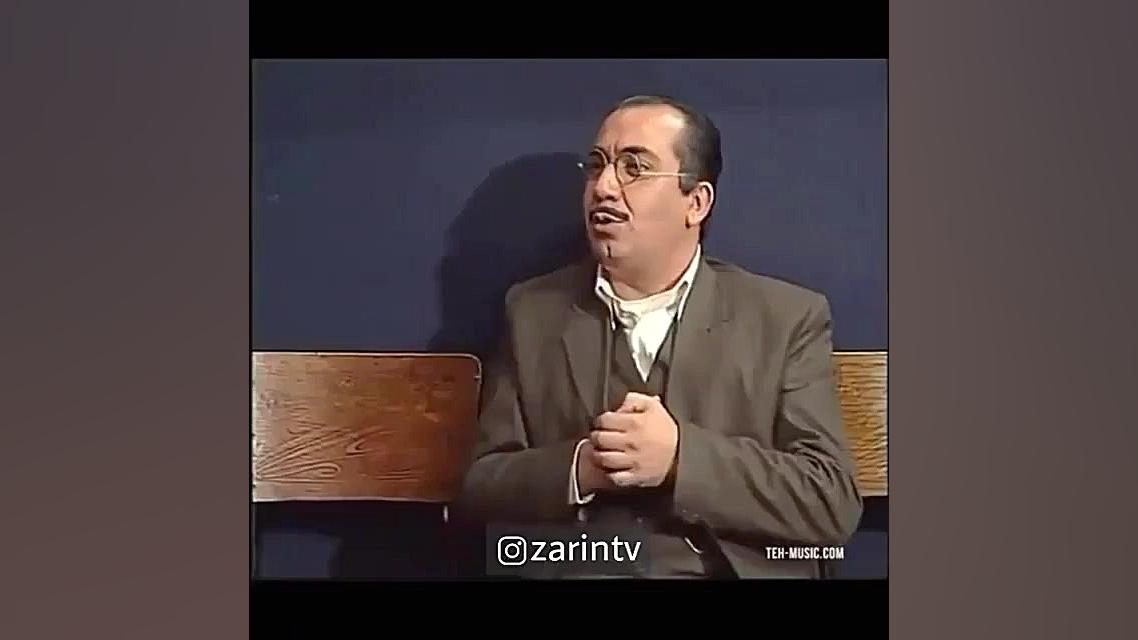 طغرل برگه رو بر عکس گرفته