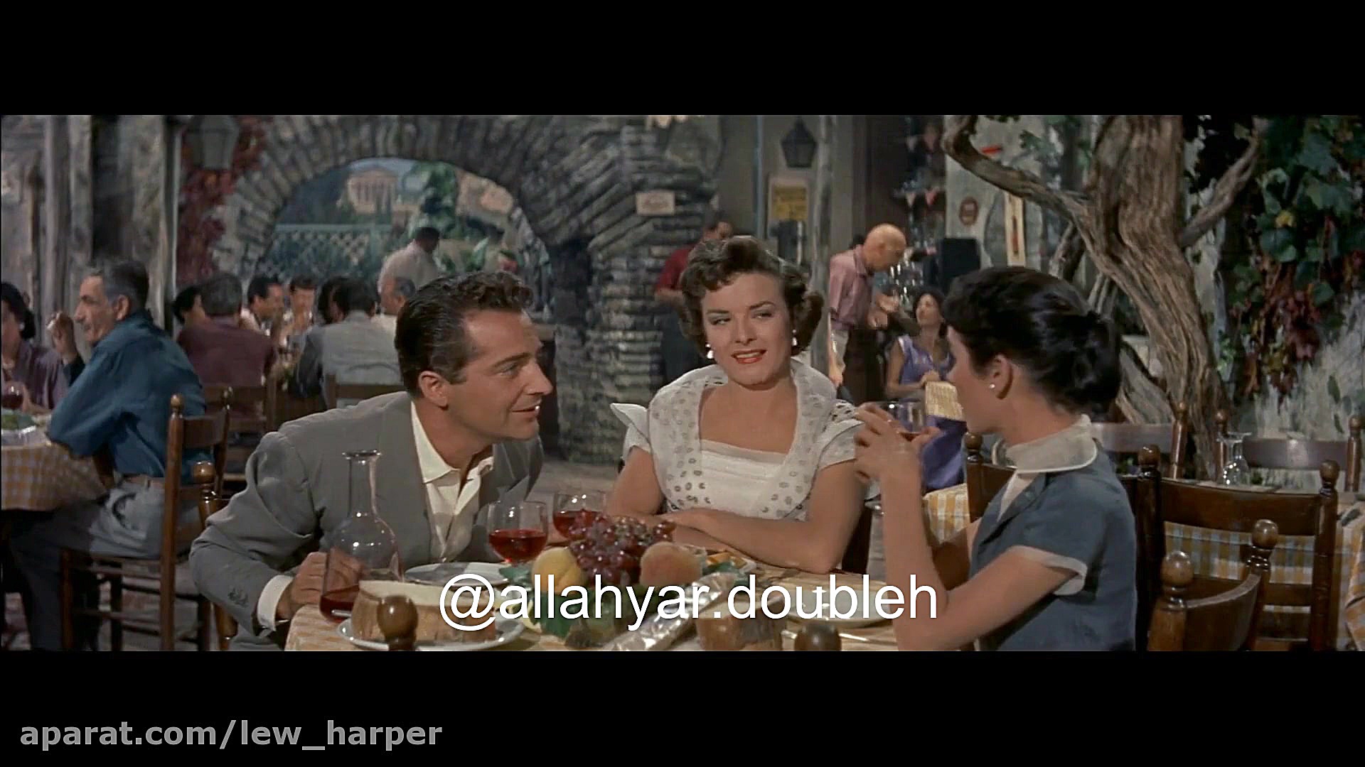 کلیپی از دوبله فیلم سه سکه در...