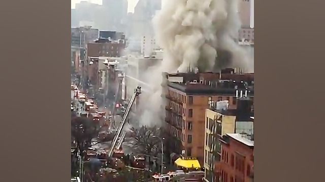 آتش سوزی مهیب در نیویورک !