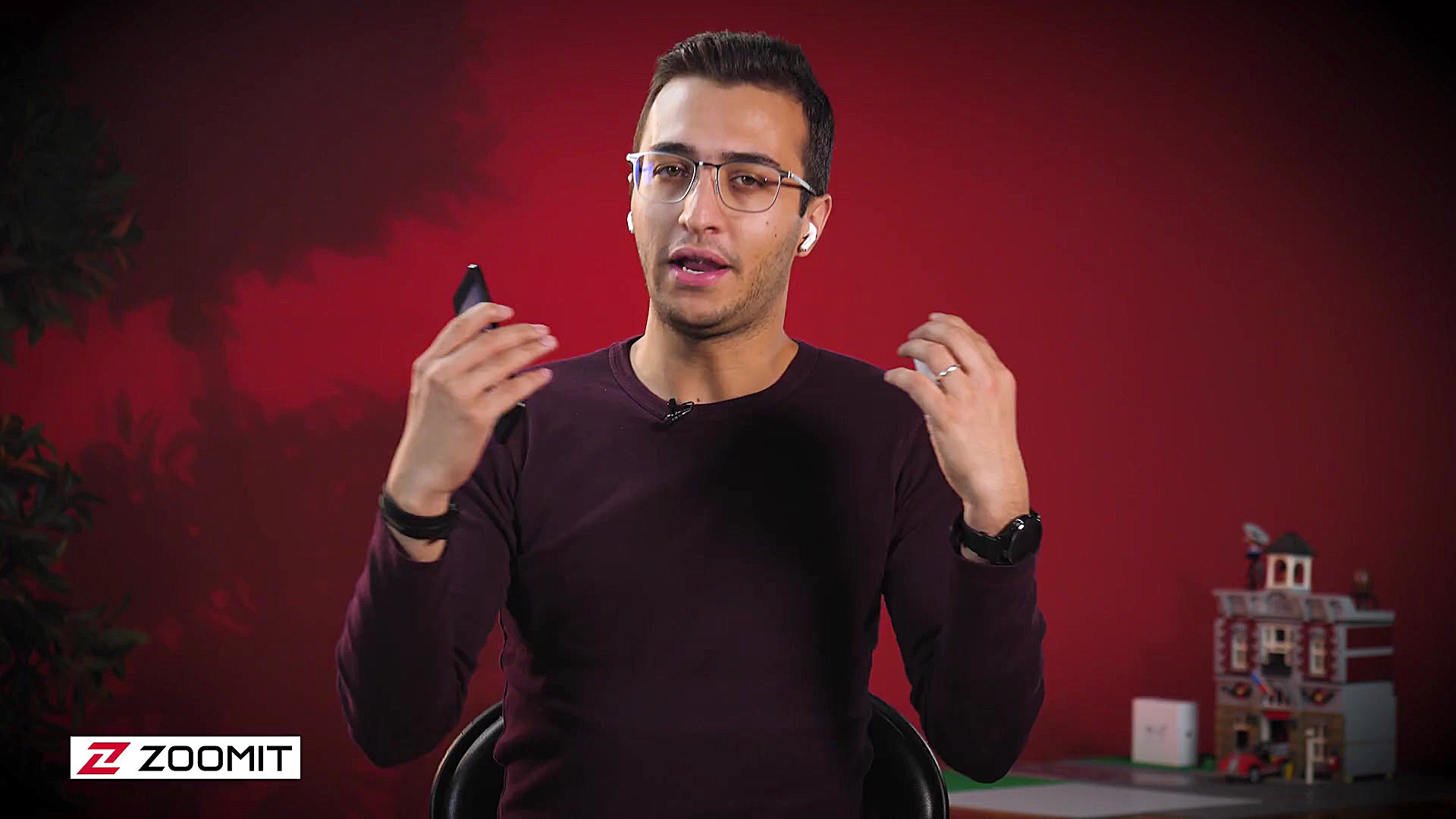 جعبه گشایی و بررسی ایرپاد پرو...