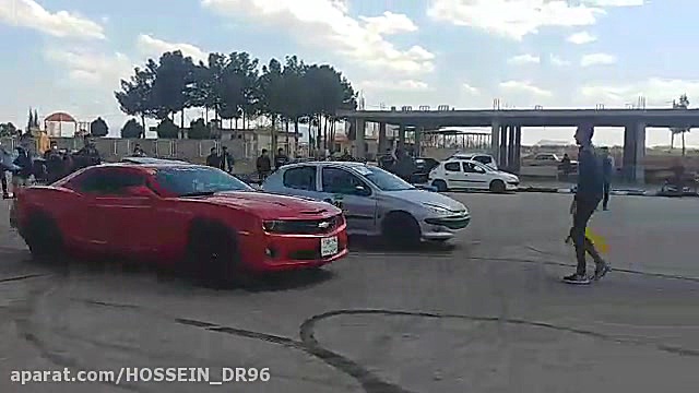 درگ 206 با شورولت کامارو
