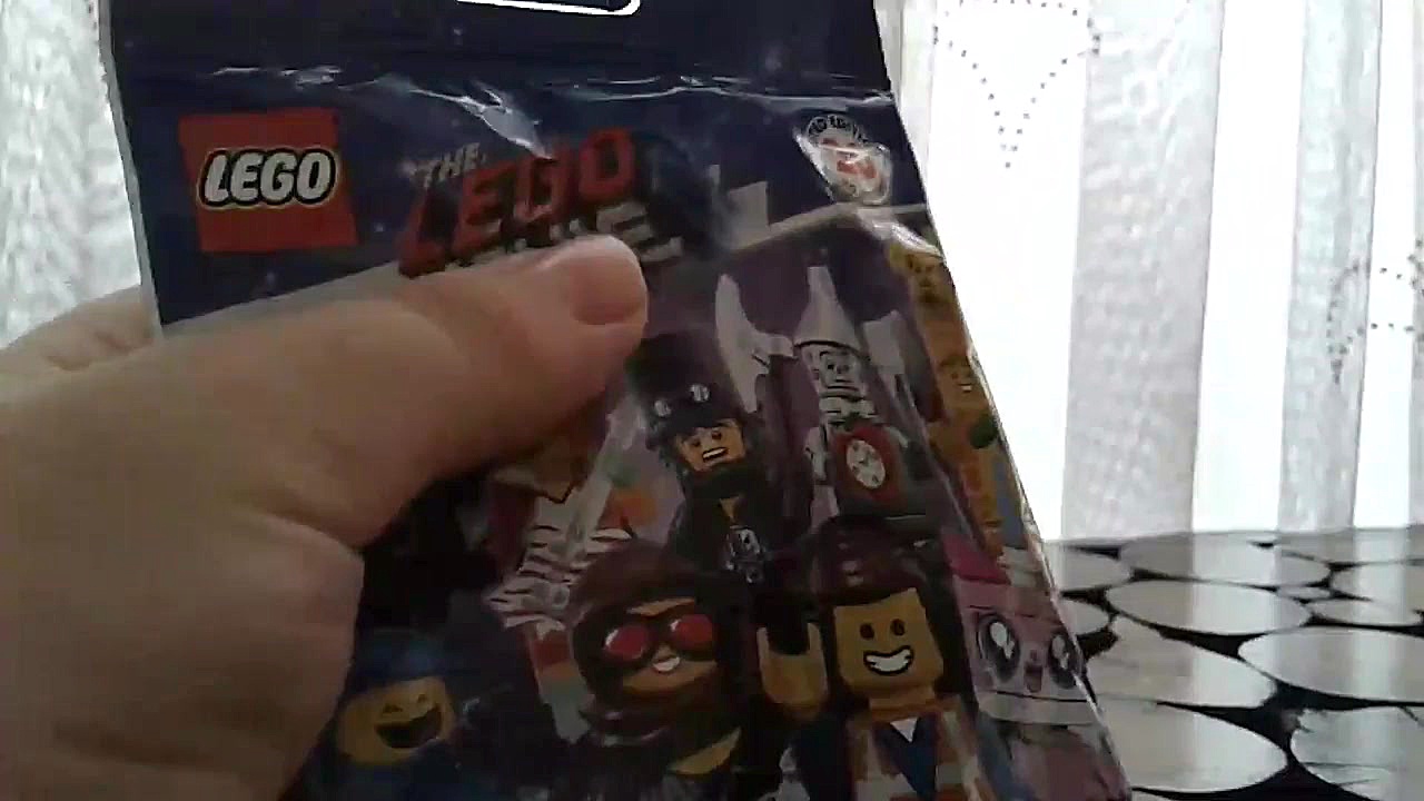 بررسی یک مینی فیگور شانسی از س...