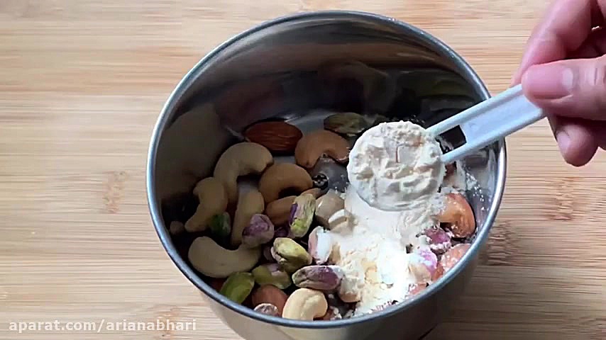 طرز تهیه بستنی میوه ای