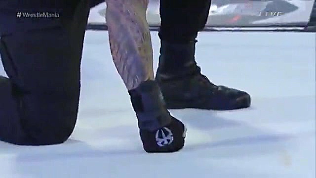 رومن ریز (سوپر من پانچ) با ترق...